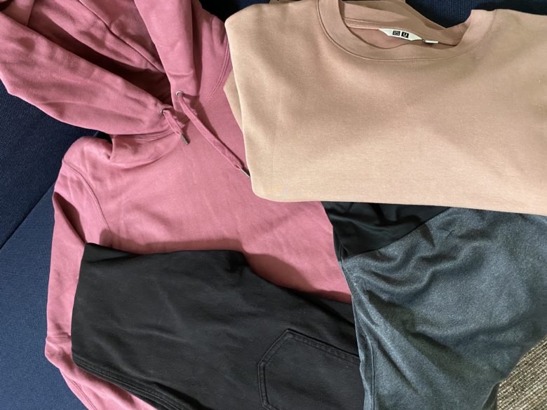 パーカー、Tシャツ、ズボン、短パン